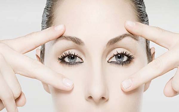 現在<a href=http://m.f3bb6.cn/listinfo-708-0.html target=_blank class=infotextkey>去眼袋</a>手術大概要多少錢