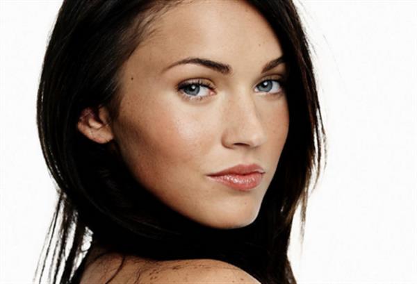 哪種<a href=http://m.f3bb6.cn/listinfo-737-0.html target=_blank class=infotextkey>隆鼻</a>方法較好