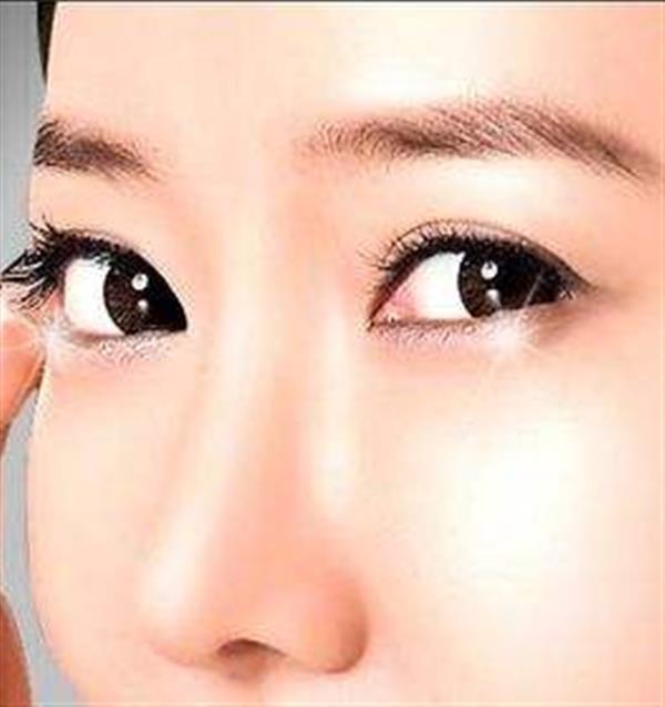 摩皺<a href=http://m.f3bb6.cn/listinfo-708-0.html target=_blank class=infotextkey>去眼袋</a>效果好嗎