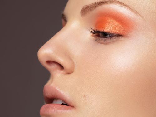 全切<a href=http://m.f3bb6.cn/listinfo-724-0.html target=_blank class=infotextkey>雙眼皮</a>整形多久能夠化眼影？