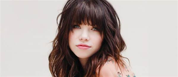 牙齒整容新風尚 萌女愛小虎牙